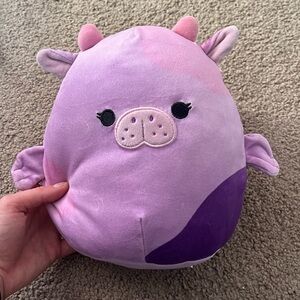 Stasia squishmallow